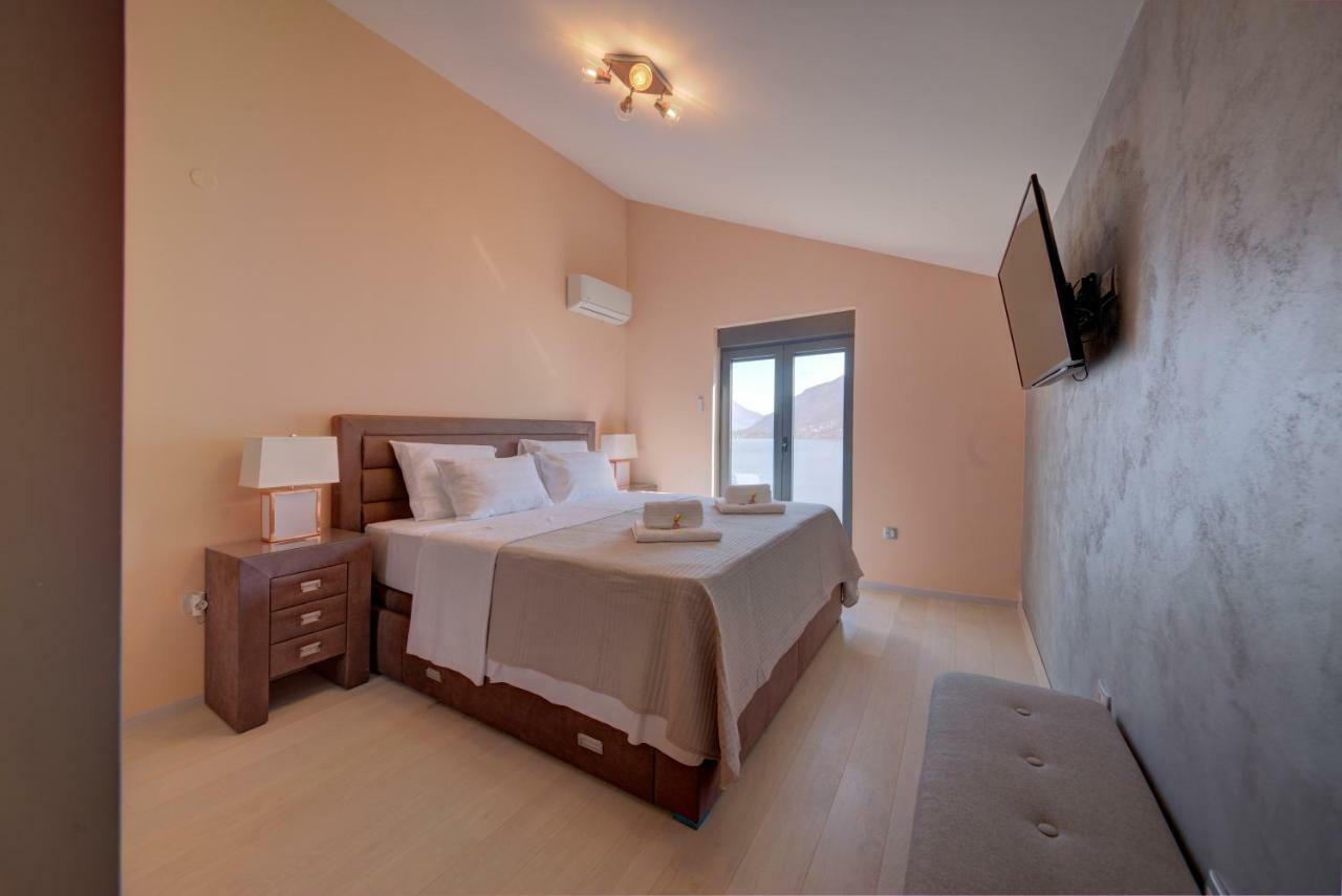 Bajova Kula Luxury Residences โกตอร์ ภายนอก รูปภาพ