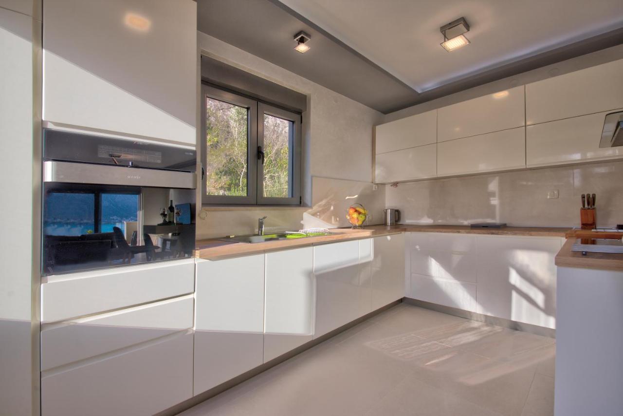 Bajova Kula Luxury Residences โกตอร์ ภายนอก รูปภาพ