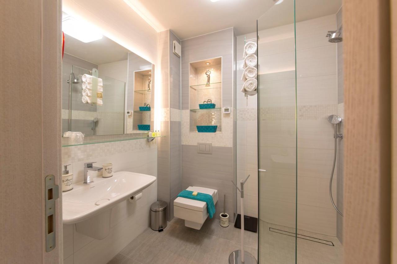 Bajova Kula Luxury Residences โกตอร์ ภายนอก รูปภาพ